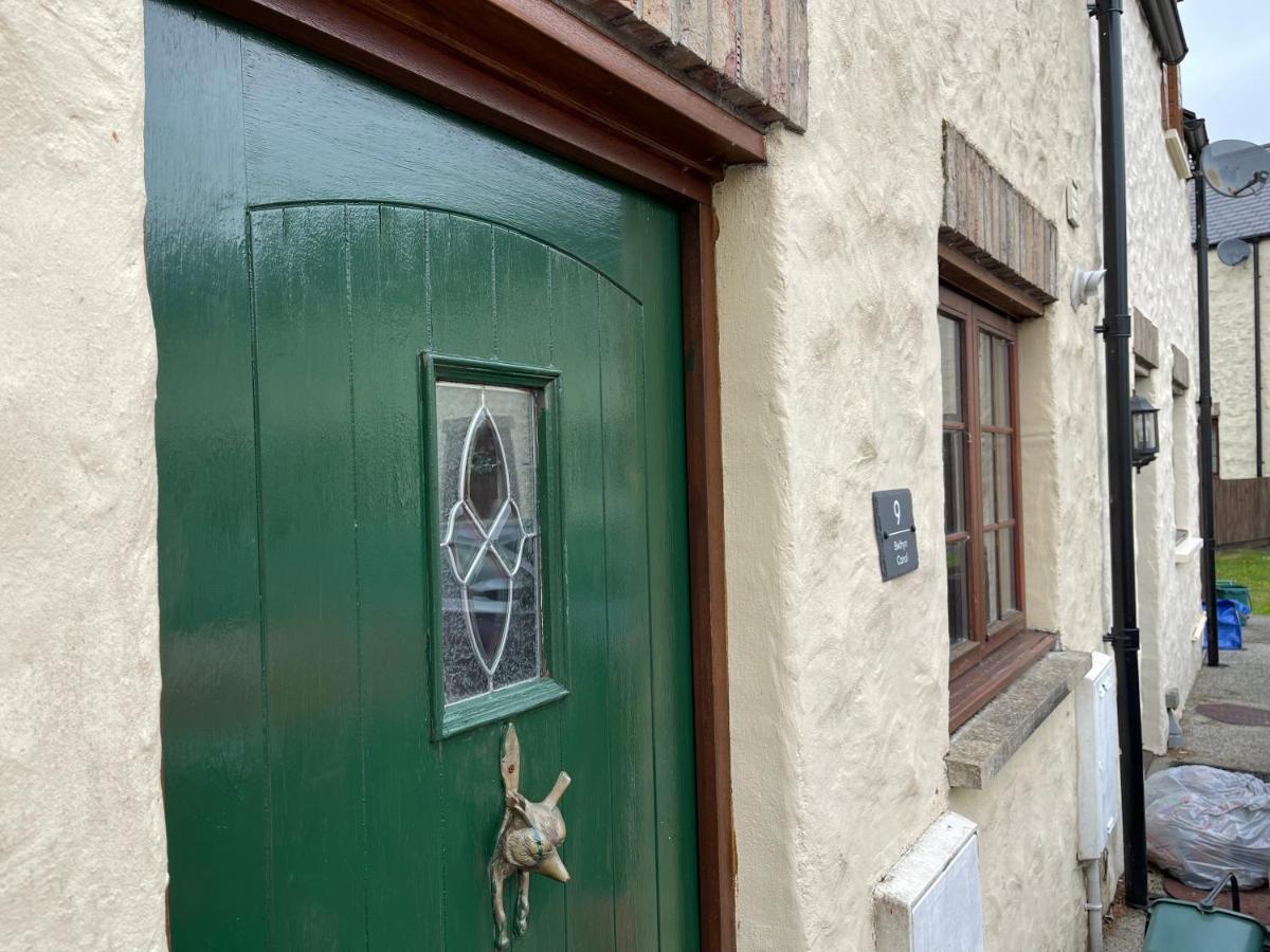 Cottage With Hot Tub In Pembrokeshire هافرفوردوست المظهر الخارجي الصورة